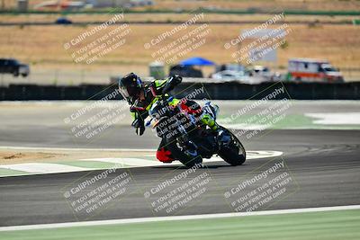 media/Sep-07-2025-TrackXperience (Sun) [[ee17e62fad]]/Level 3/Session 4 (Lower Chicane)/